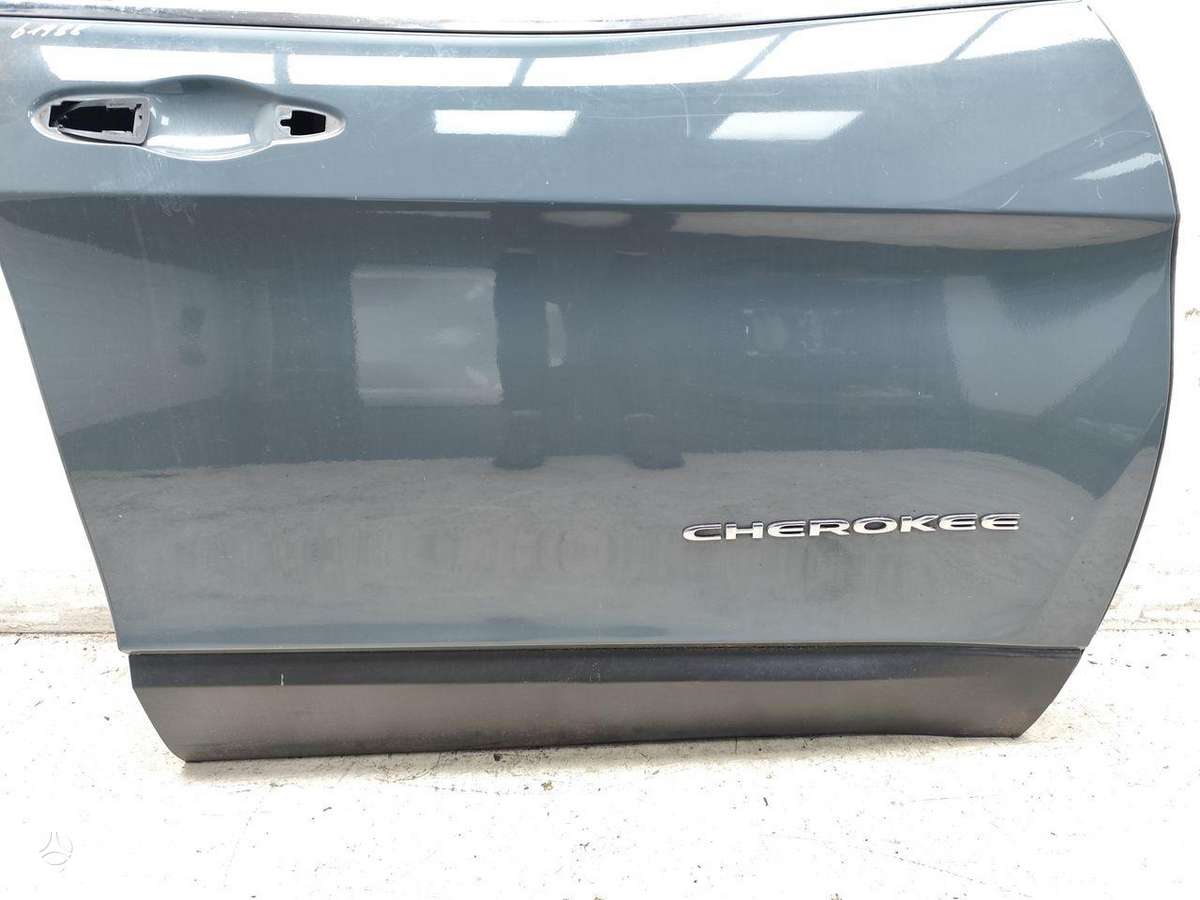 Jeep Cherokee двери