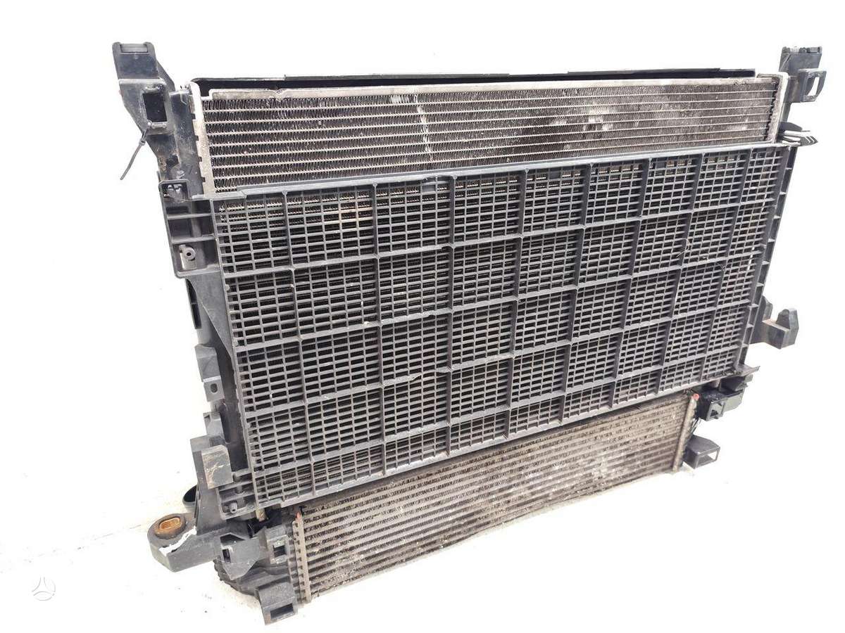 Opel Vivaro, 93868359, radiators