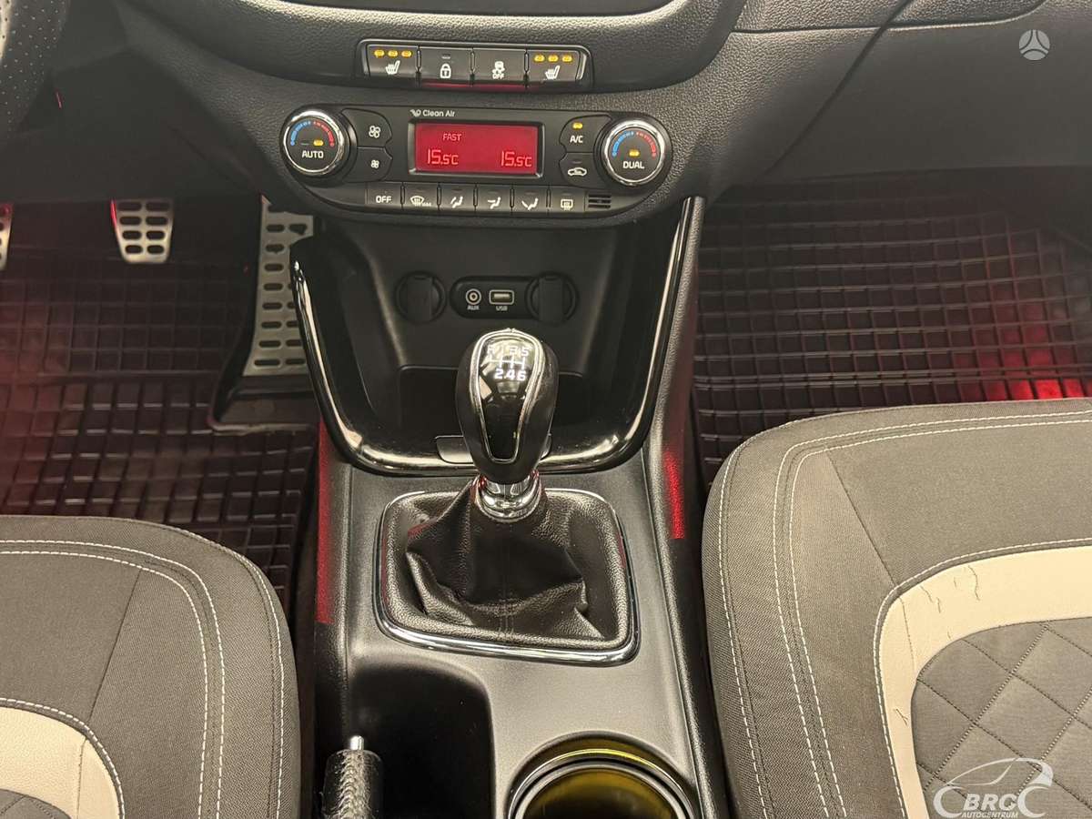 Kia Ceed, 1.6 l., hatchback