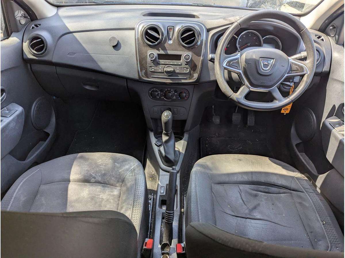 Dacia Sandero engine