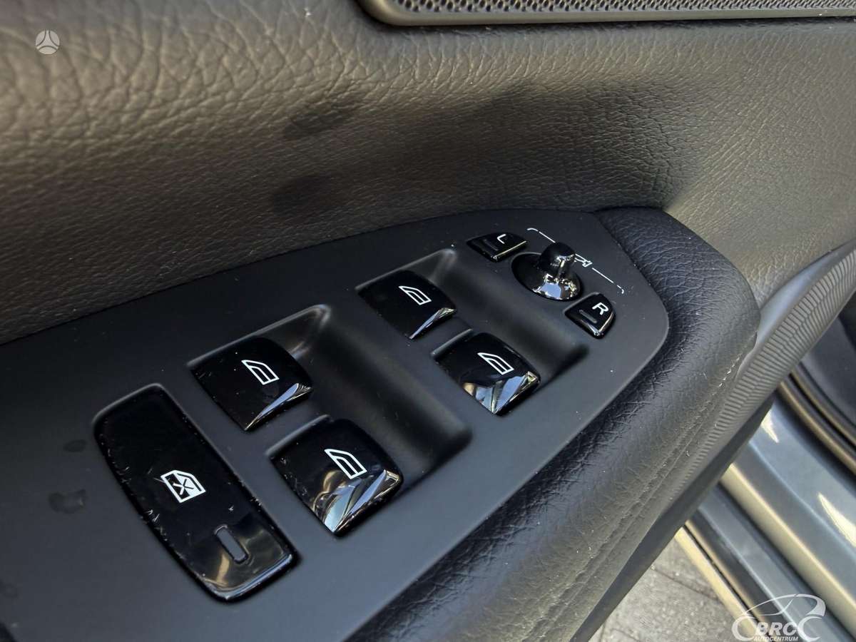 Volvo S90, 2.0 l., Седан