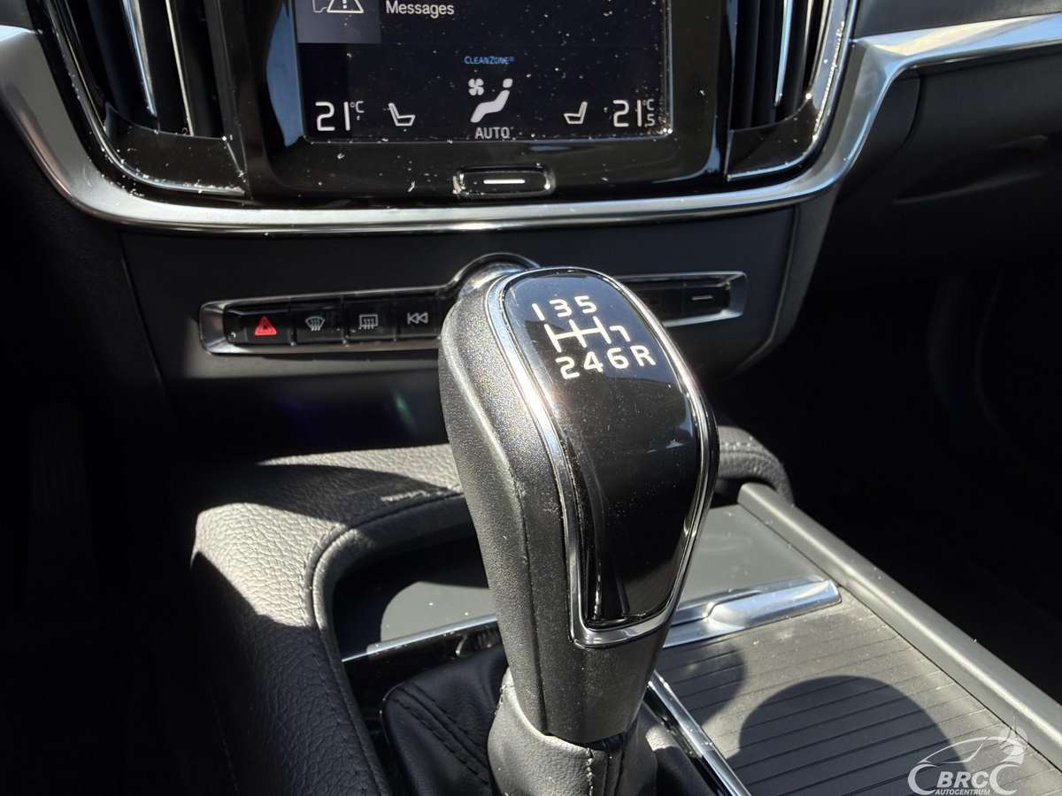 Volvo S90, 2.0 l., Седан
