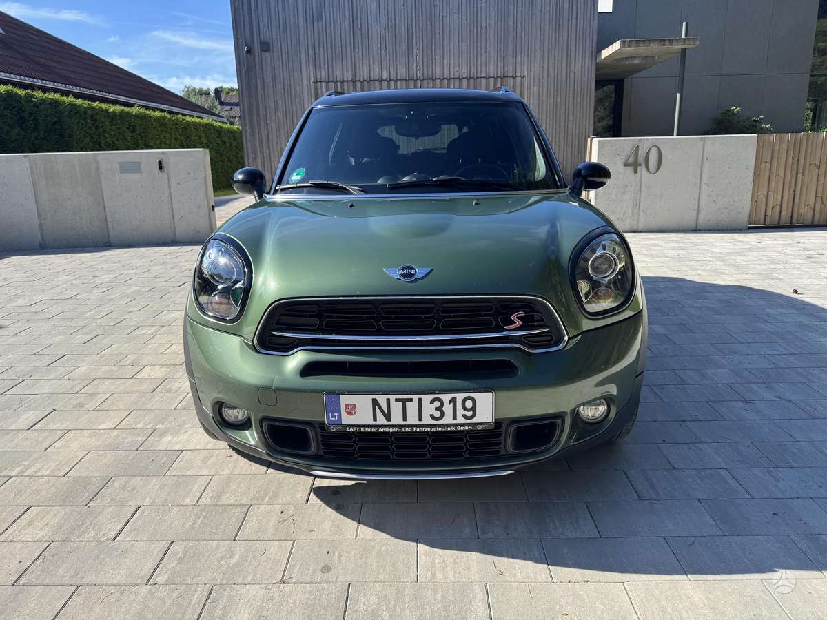 Mini Cooper S, 1.6 l., hatchback
