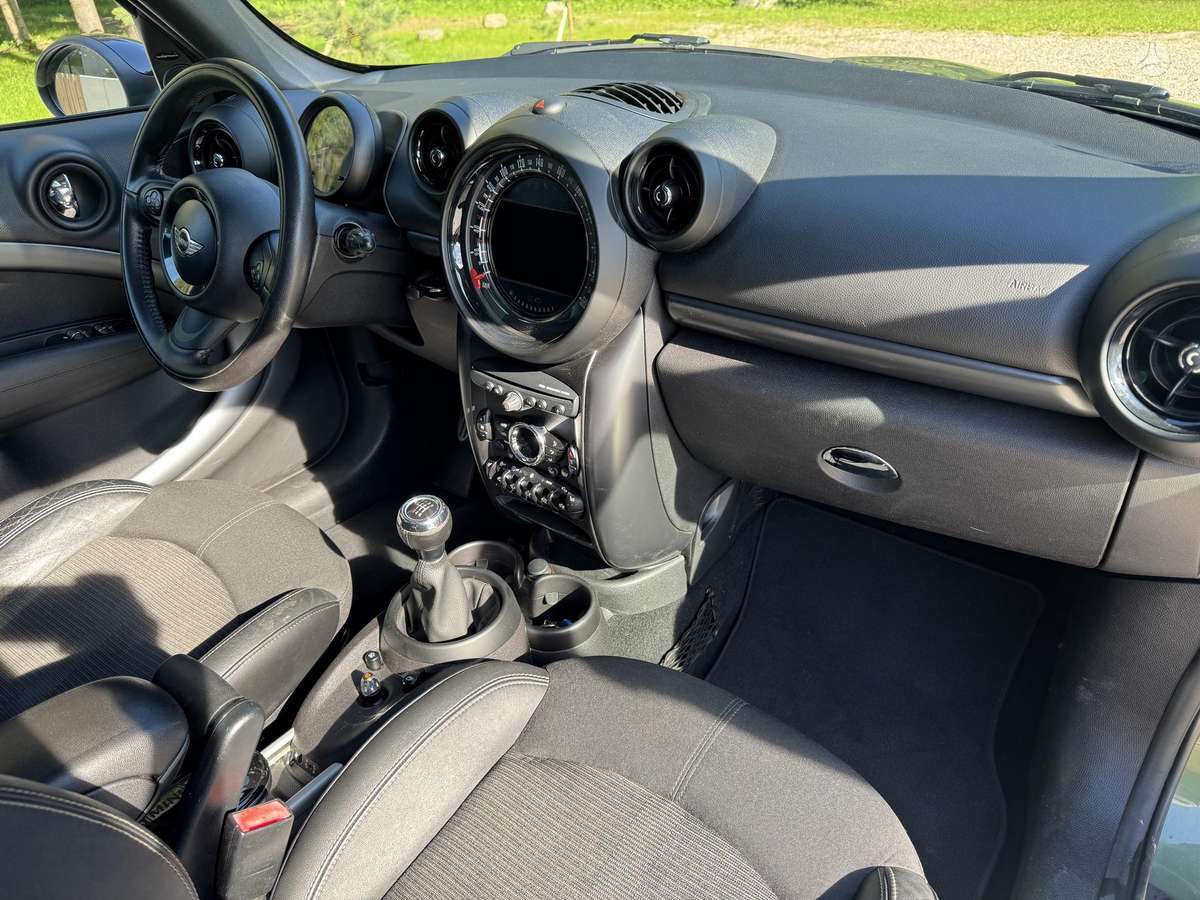 Mini Cooper S, 1.6 l., hatchback