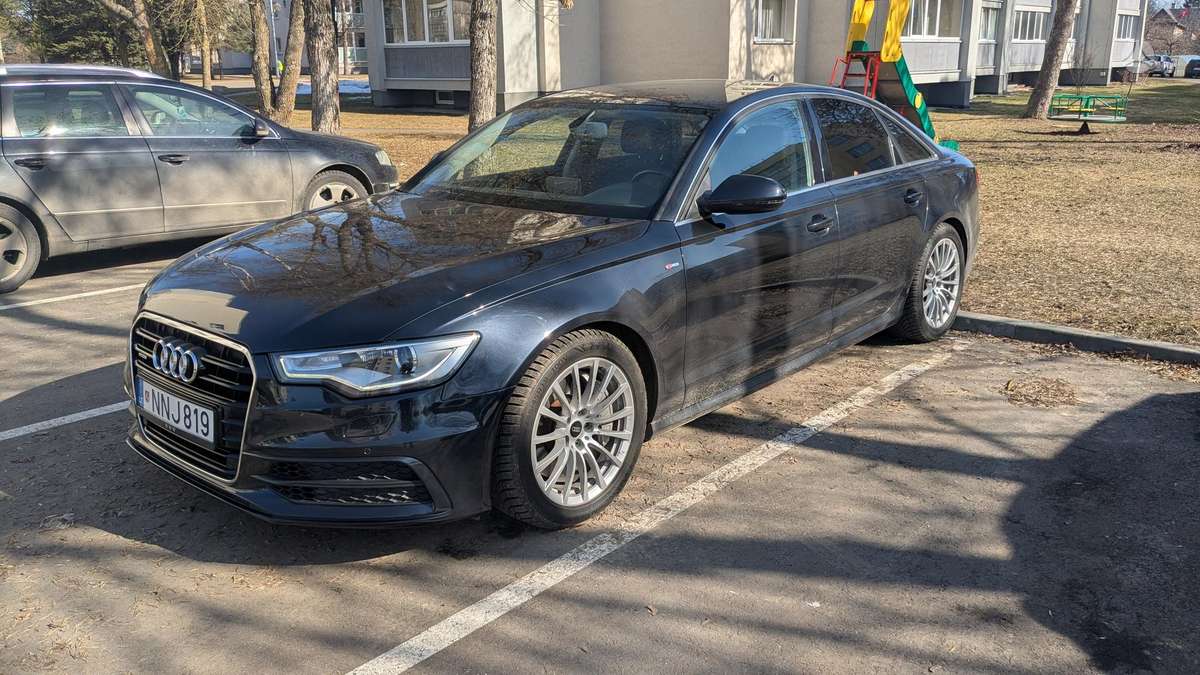 Audi A6, 3.0 l., Седан
