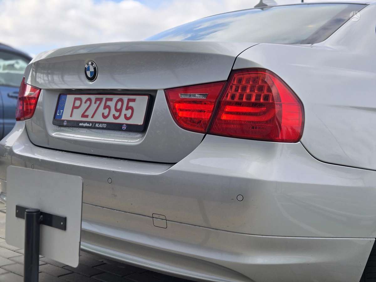 BMW 320, 2.0 l., Седан