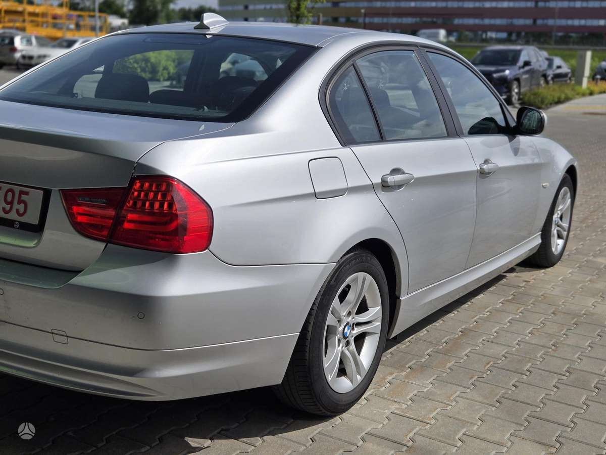 BMW 320, 2.0 l., Седан