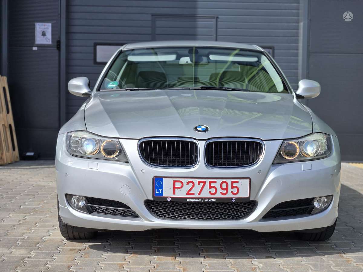 BMW 320, 2.0 l., Седан