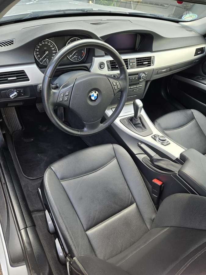 BMW 320, 2.0 l., Седан
