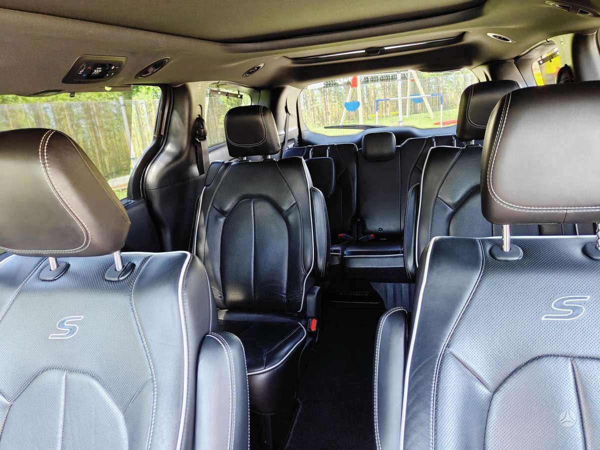Chrysler Pacifica, 3.6 l., Минивэн