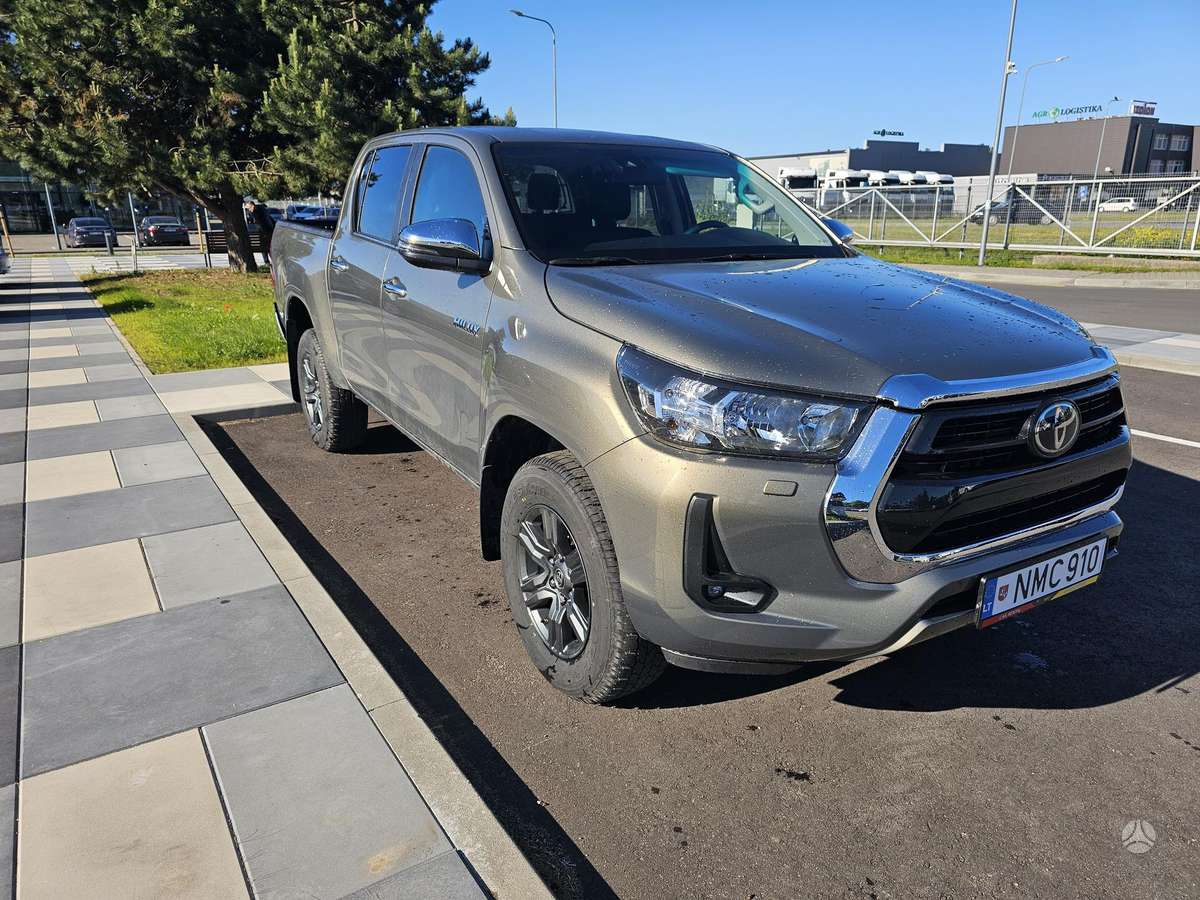 Toyota Hilux, 2.8 l., Пикап