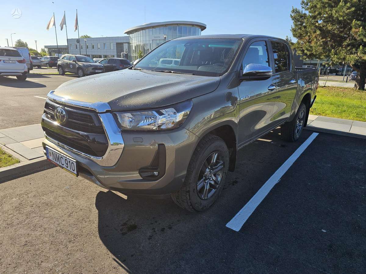 Toyota Hilux, 2.8 l., Пикап