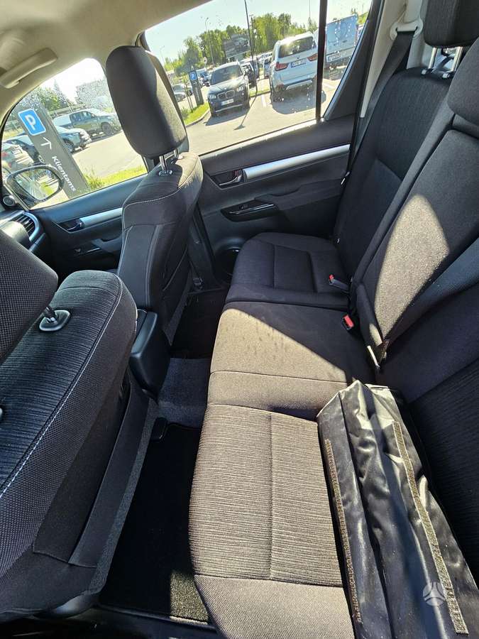 Toyota Hilux, 2.8 l., Пикап