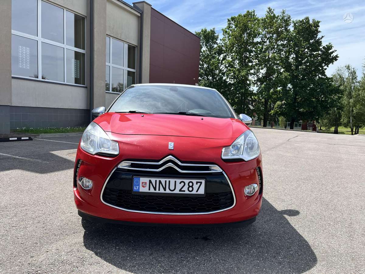Citroen DS3, 1.6 l., hatchback
