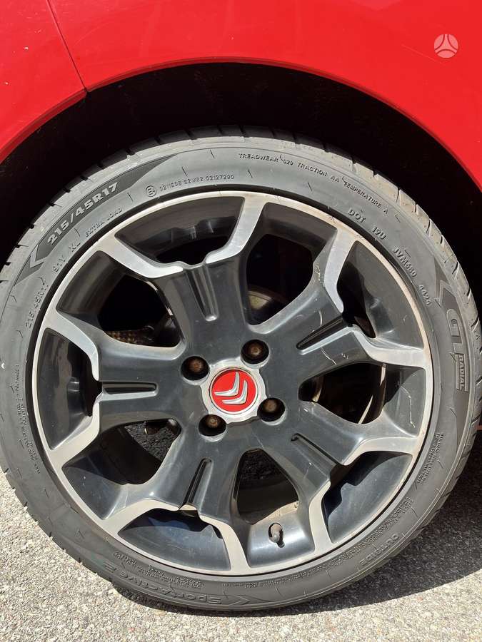 Citroen DS3, 1.6 l., hatchback
