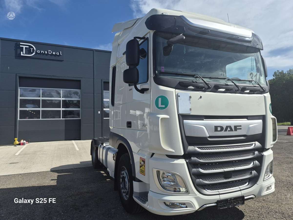DAF XF106.480, double sleeper