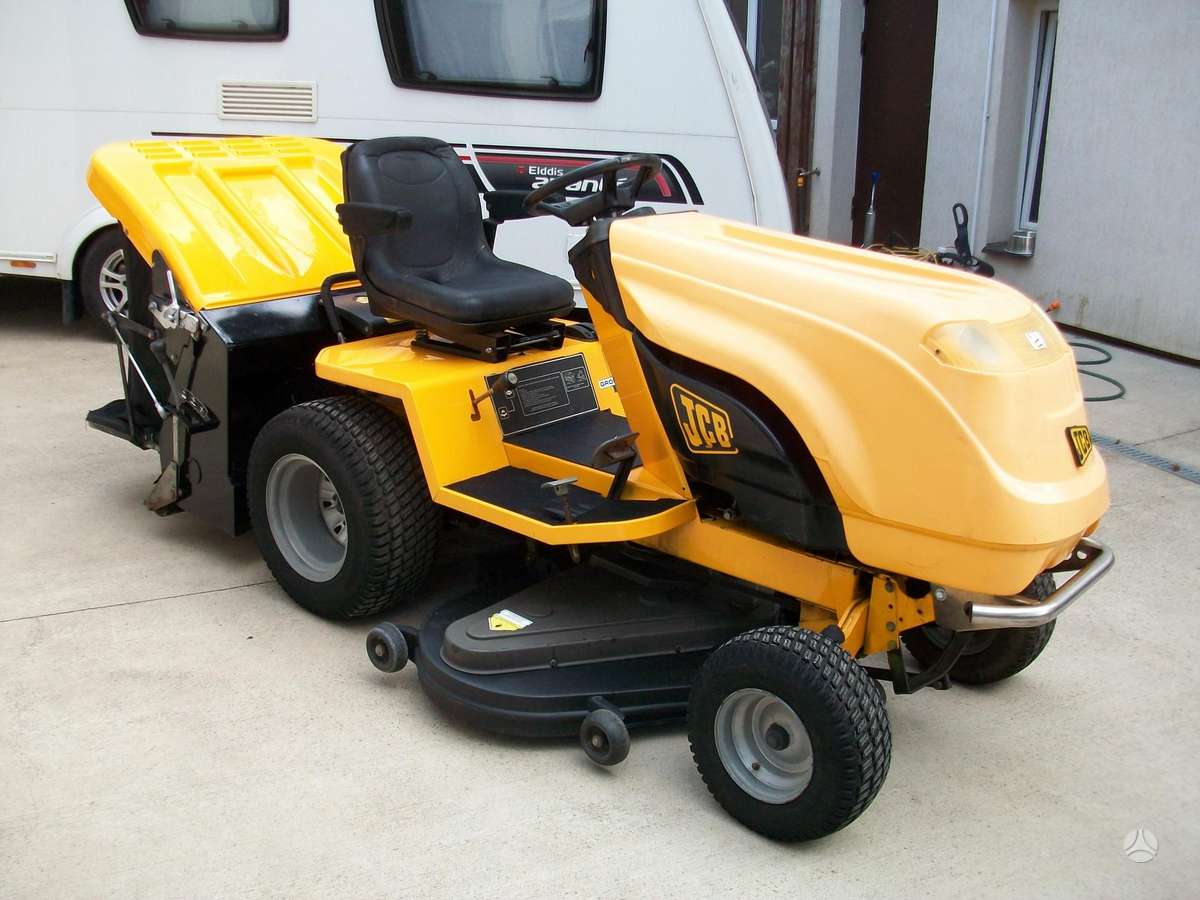 CUB CADET HYDROSTAT, sodo traktoriai