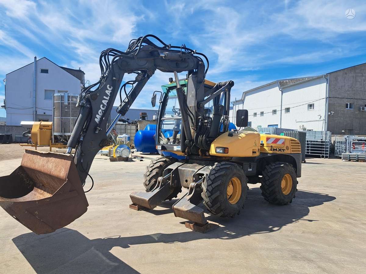 Mecalac 12MXT, ekskavatoriai
