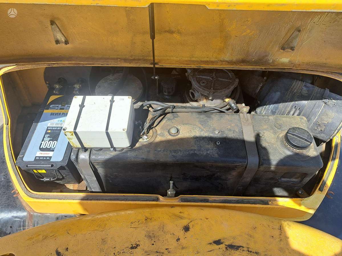 Mecalac 12MXT, excavator