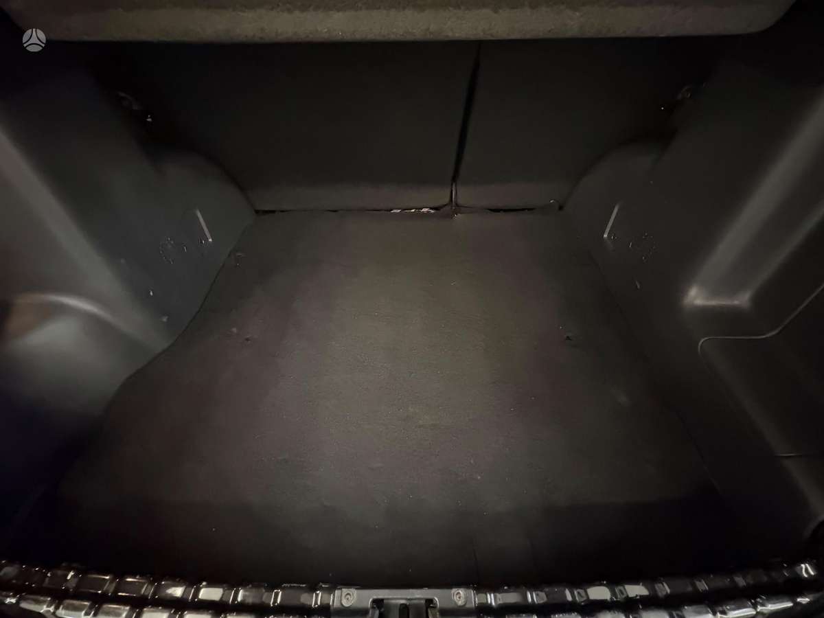 Dacia Duster, 1.2 l., Внедорожник / Кроссовер