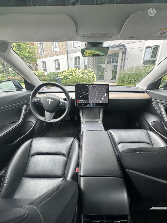 Tesla Model 3, 55 кВт·ч, Хэтчбек