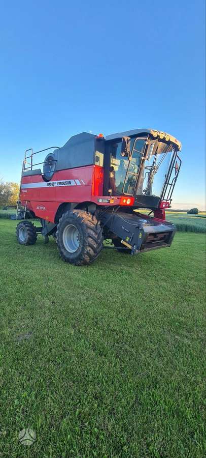 Massey Ferguson MF7340, комбайны