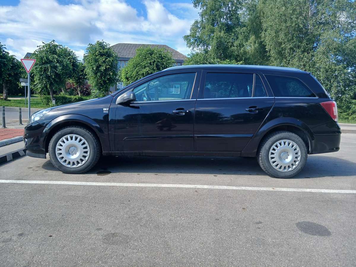 Opel Astra, 1.8 l., Универсал