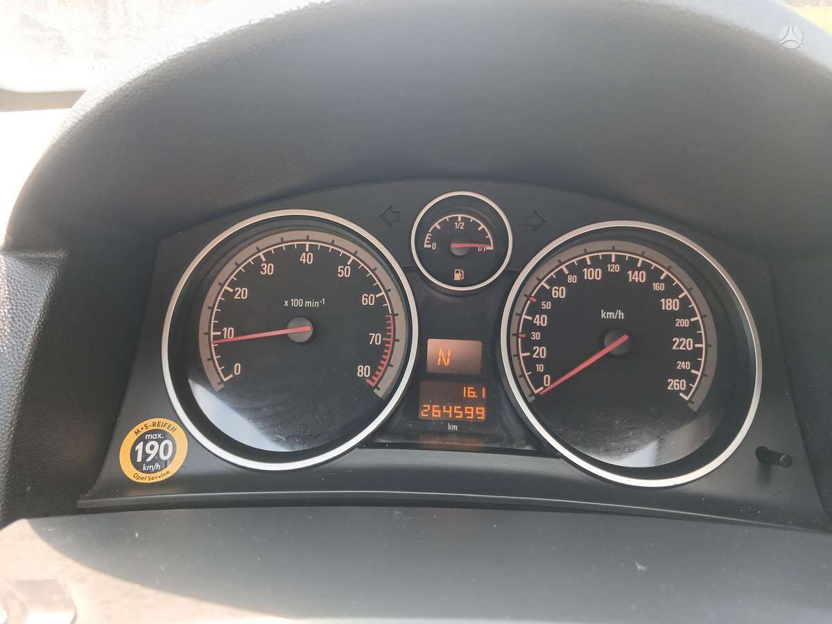Opel Astra, 1.8 l., Универсал