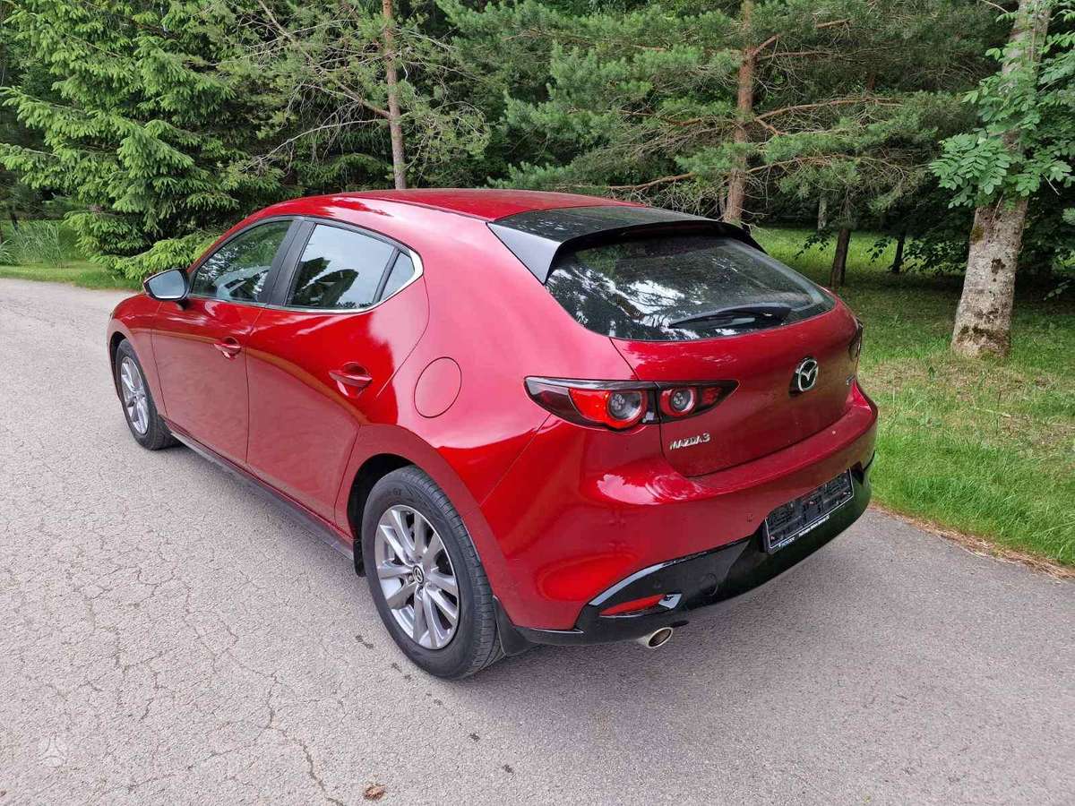 Mazda 3, 2.0 l., hatchback