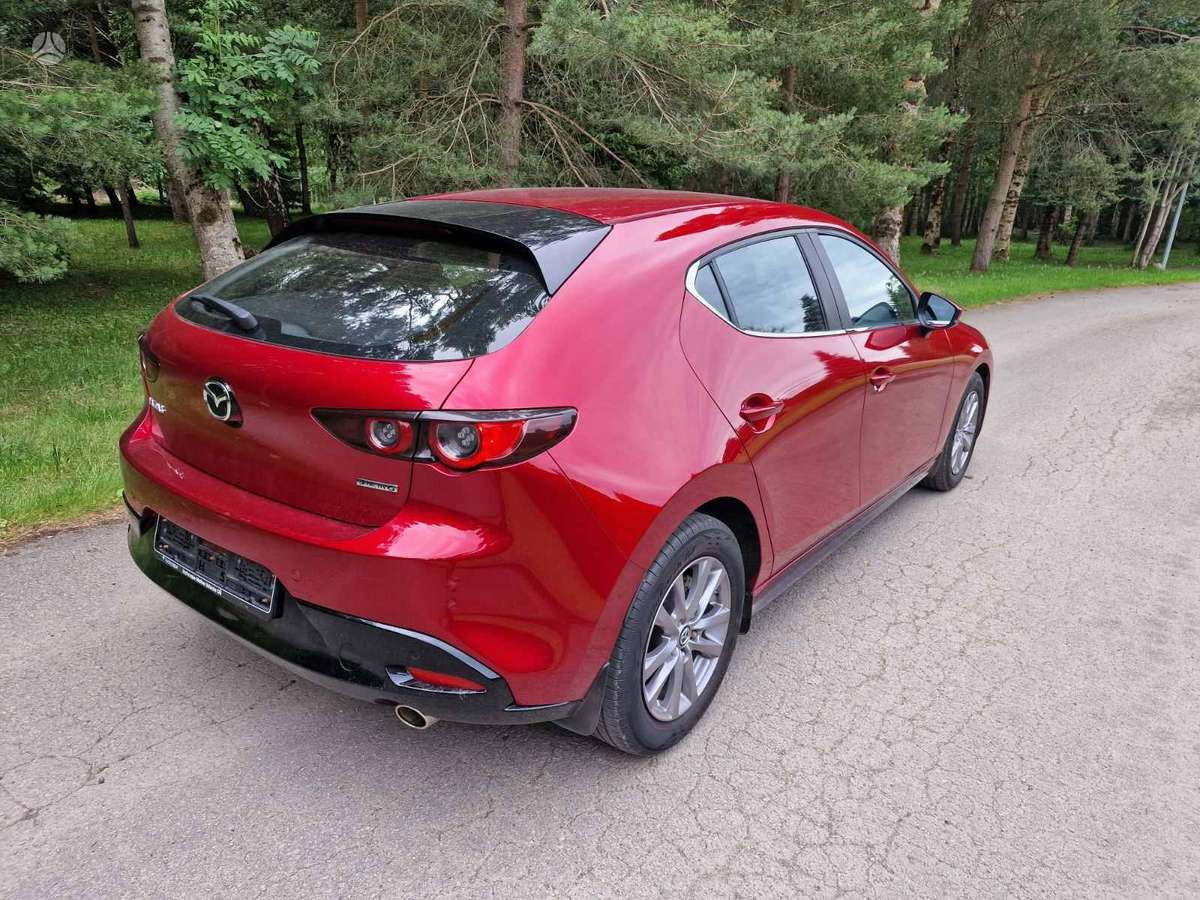Mazda 3, 2.0 l., hatchback