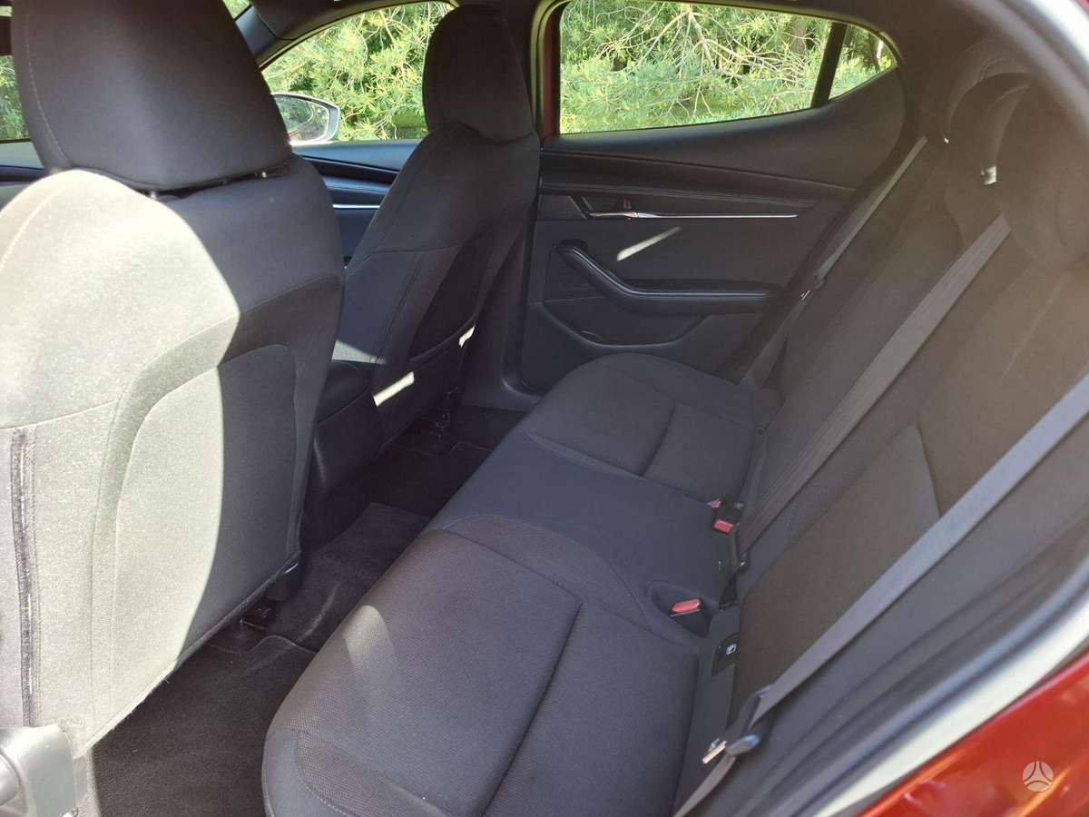 Mazda 3, 2.0 l., hatchback
