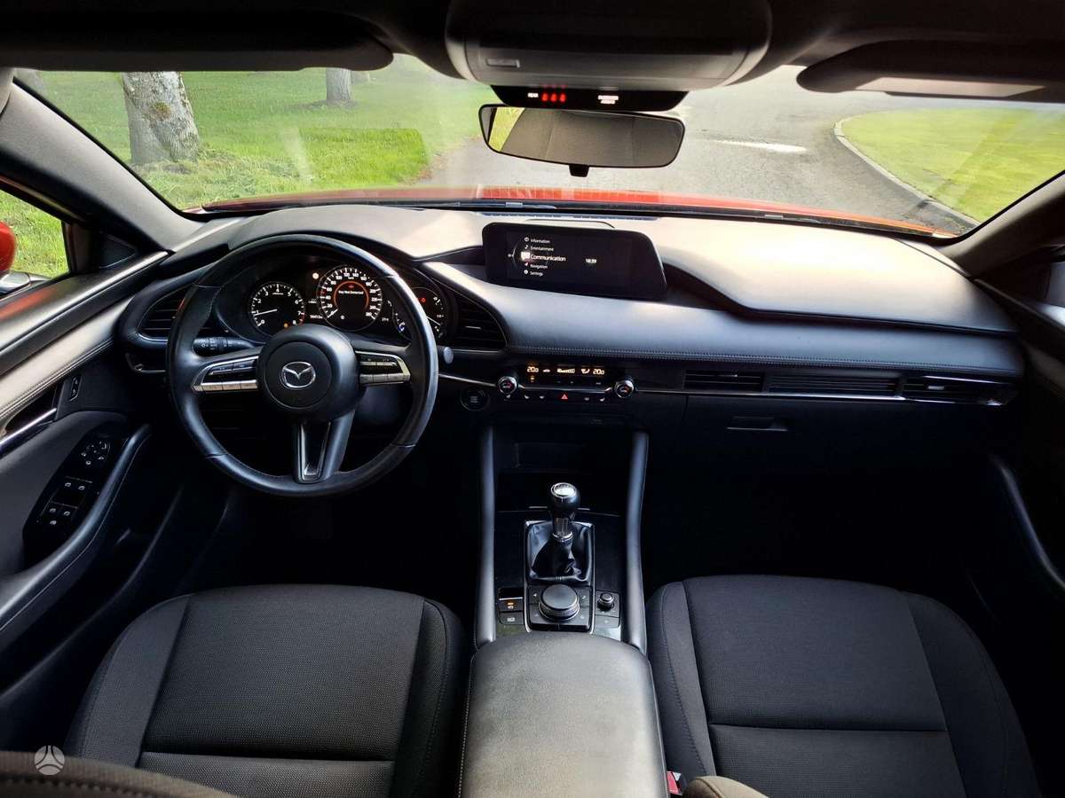 Mazda 3, 2.0 l., hatchback