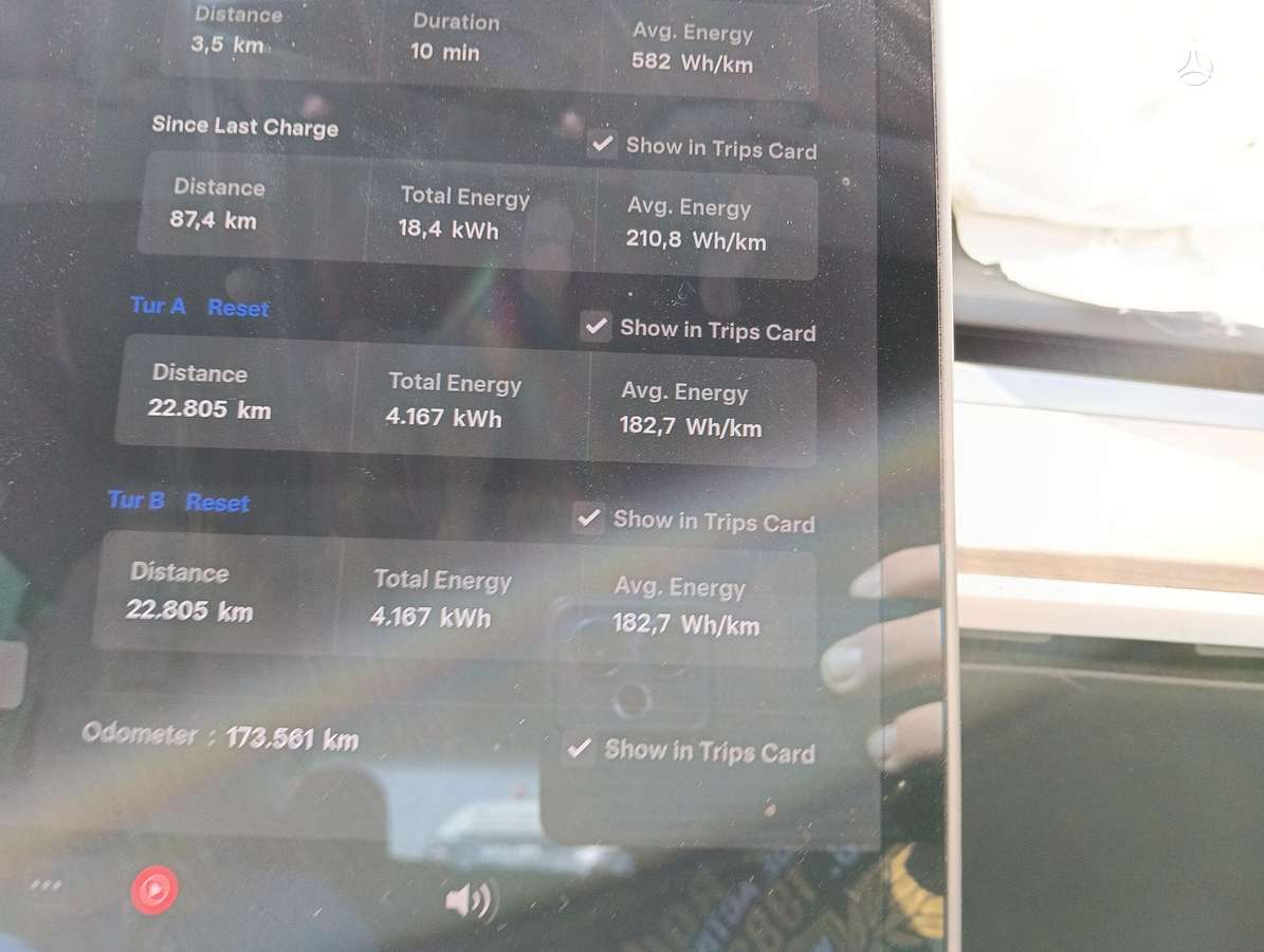 Tesla Model 3, 81 kWh, hatchback
