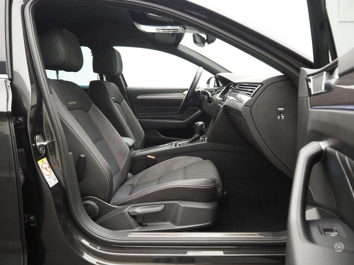 Volkswagen Passat Alltrack - 11
