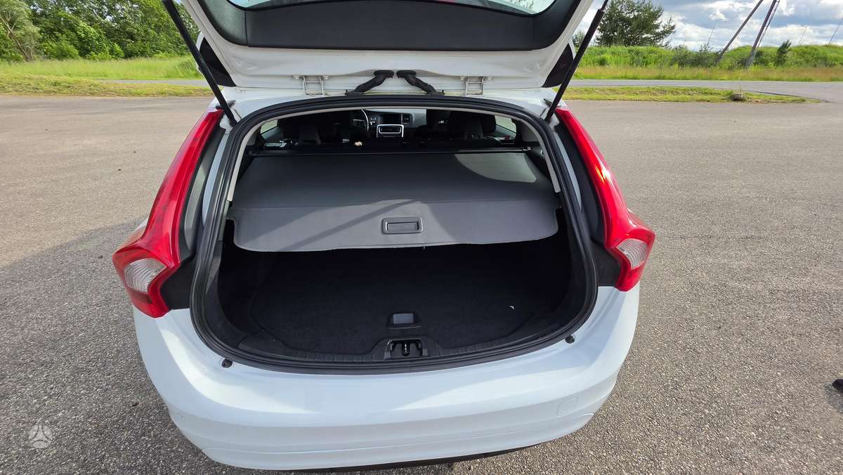 Volvo V60, 2.0 l., Универсал