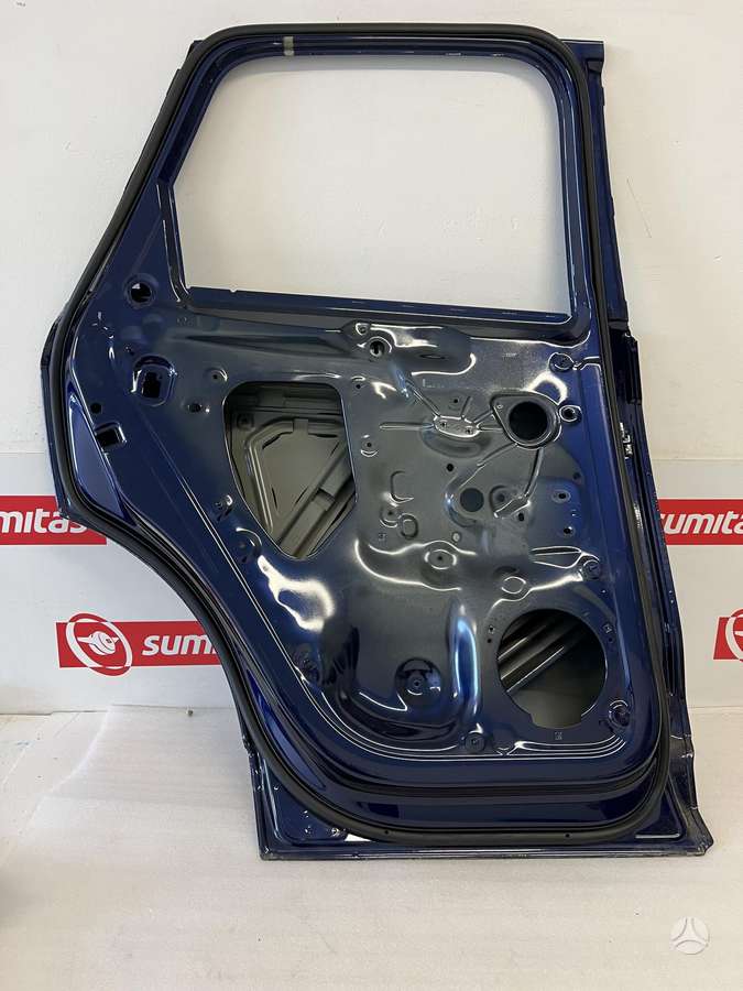 Audi Q3, 83A833123, durys