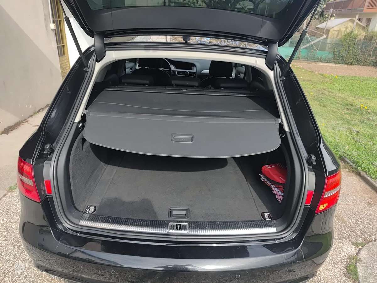 Audi A4, 2.0 l., Универсал
