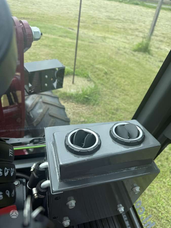 Titan TL08, frontal loader