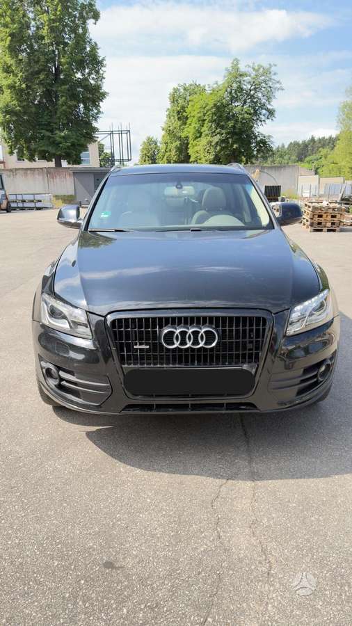 Audi Q5, 2.0 l., Внедорожник / Кроссовер