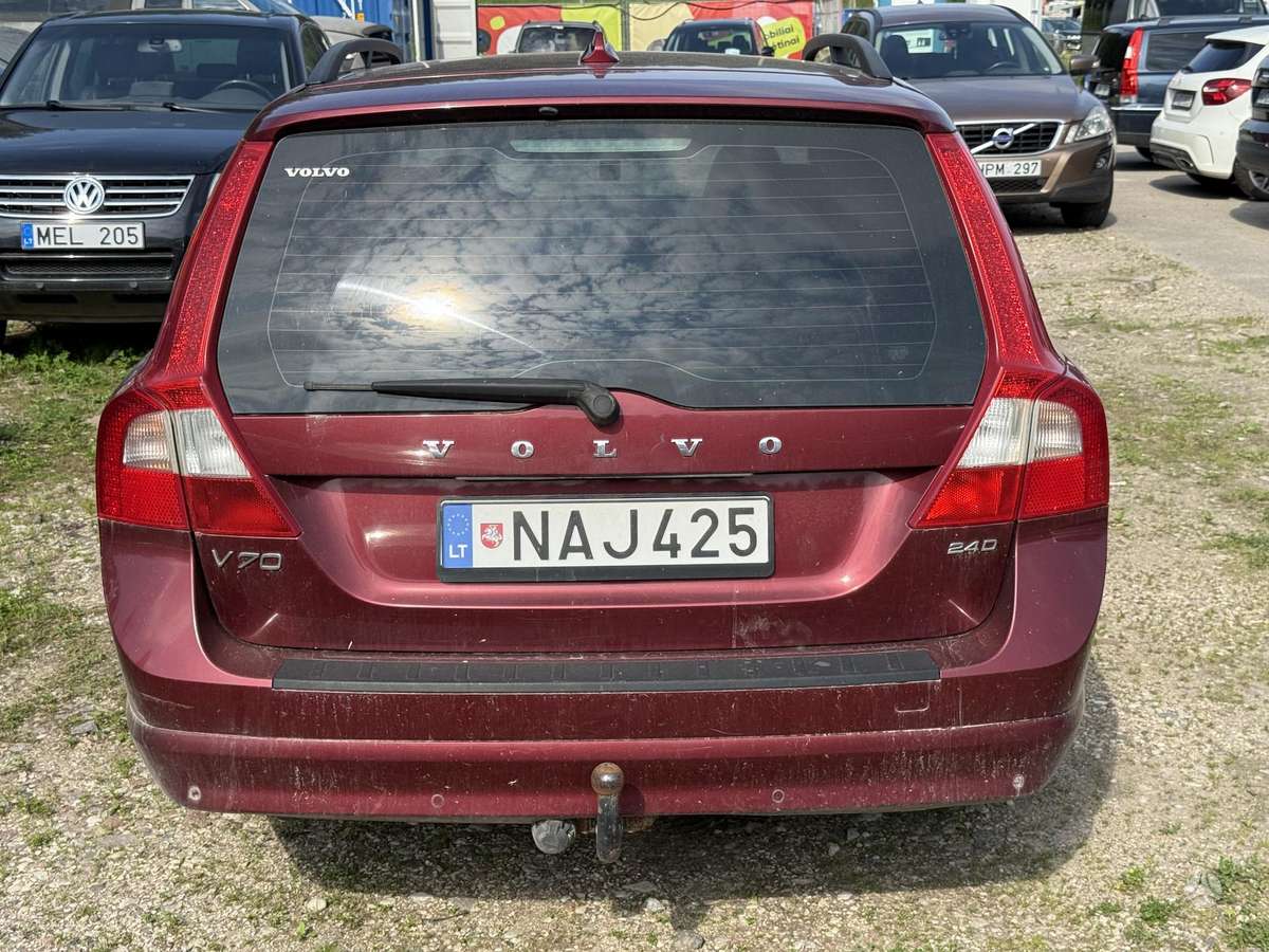Volvo V70, 2.4 l., wagon