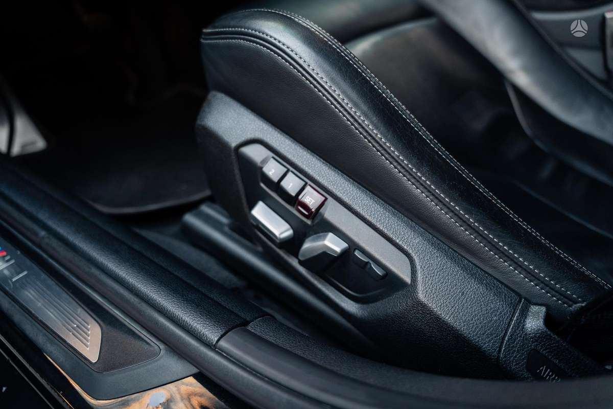 BMW M3, 3.0 l., Седан