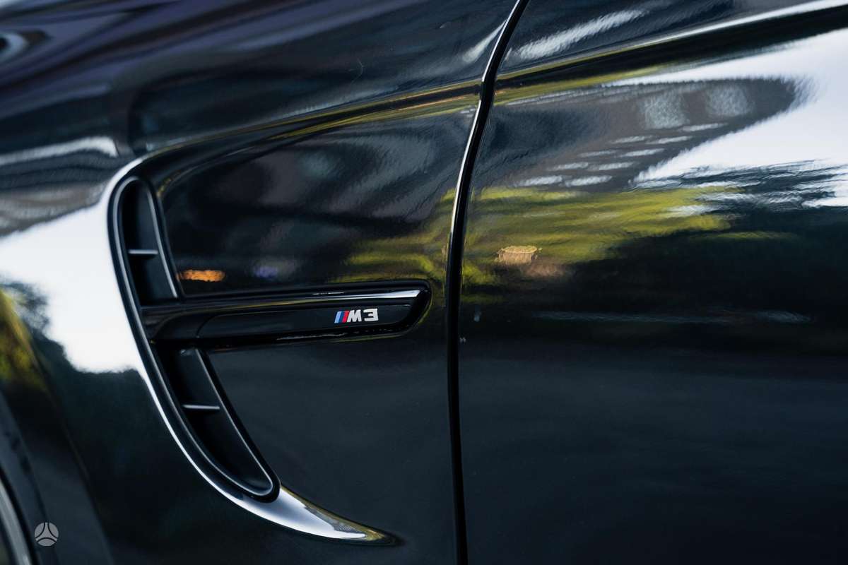 BMW M3, 3.0 l., Седан