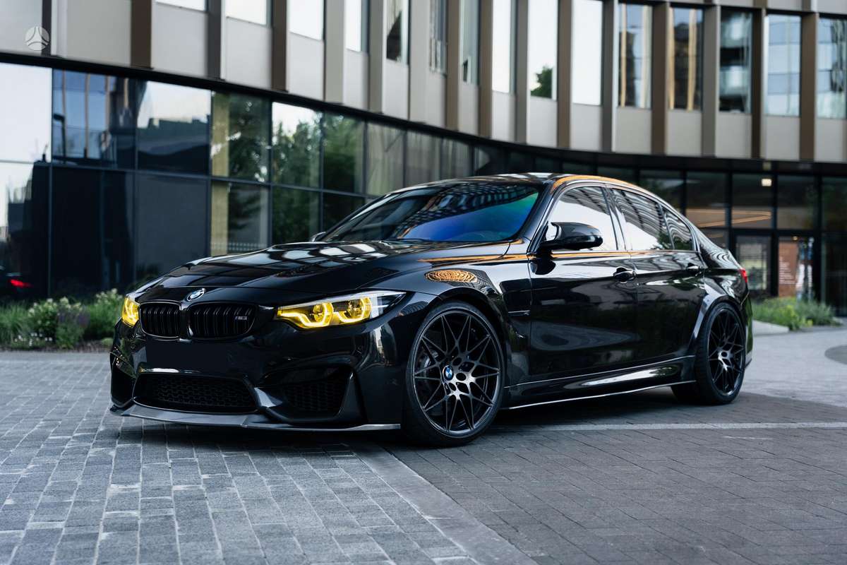 BMW M3, 3.0 l., Седан