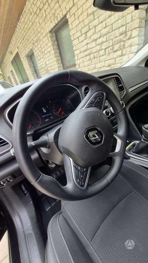 Renault Megane - 11