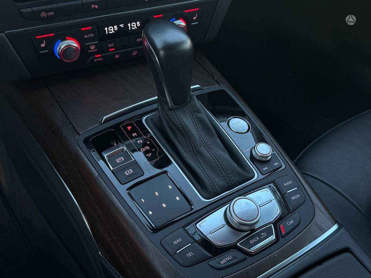Audi A7, 3.0 l., Седан