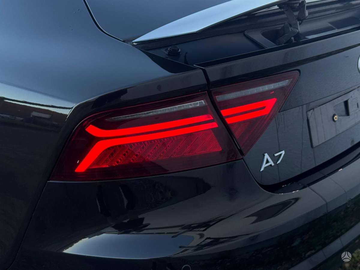 Audi A7, 3.0 l., Седан