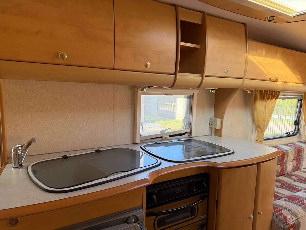 BAILEY CARAVANS LTD, prikabinami nameliai