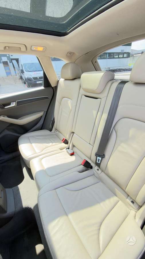 Audi Q5, 2.0 l., Внедорожник / Кроссовер