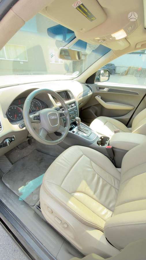 Audi Q5, 2.0 l., Внедорожник / Кроссовер