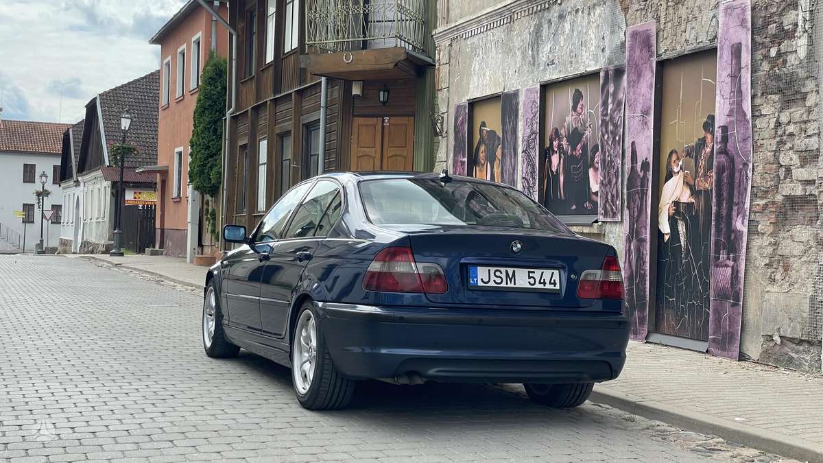 BMW 330, 3.0 l., Седан